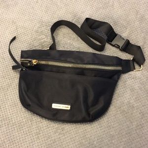 Adrienne Vittadini Back Fanny pack/Crossbody bag